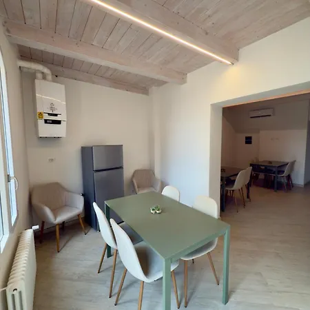 La Dimora Di Roberta Bed & Breakfast 3*