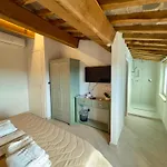 La Dimora Di Roberta Bed & Breakfast